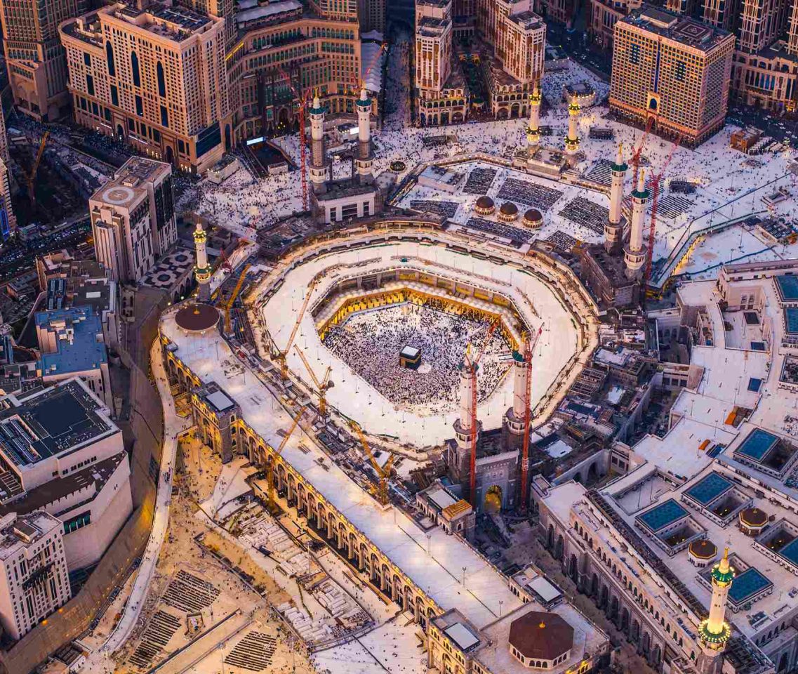 aerial-view-of-pilgrims-at-the-kaaba-in-the-grand-2025-05-23-18-40-07-utc_11zon